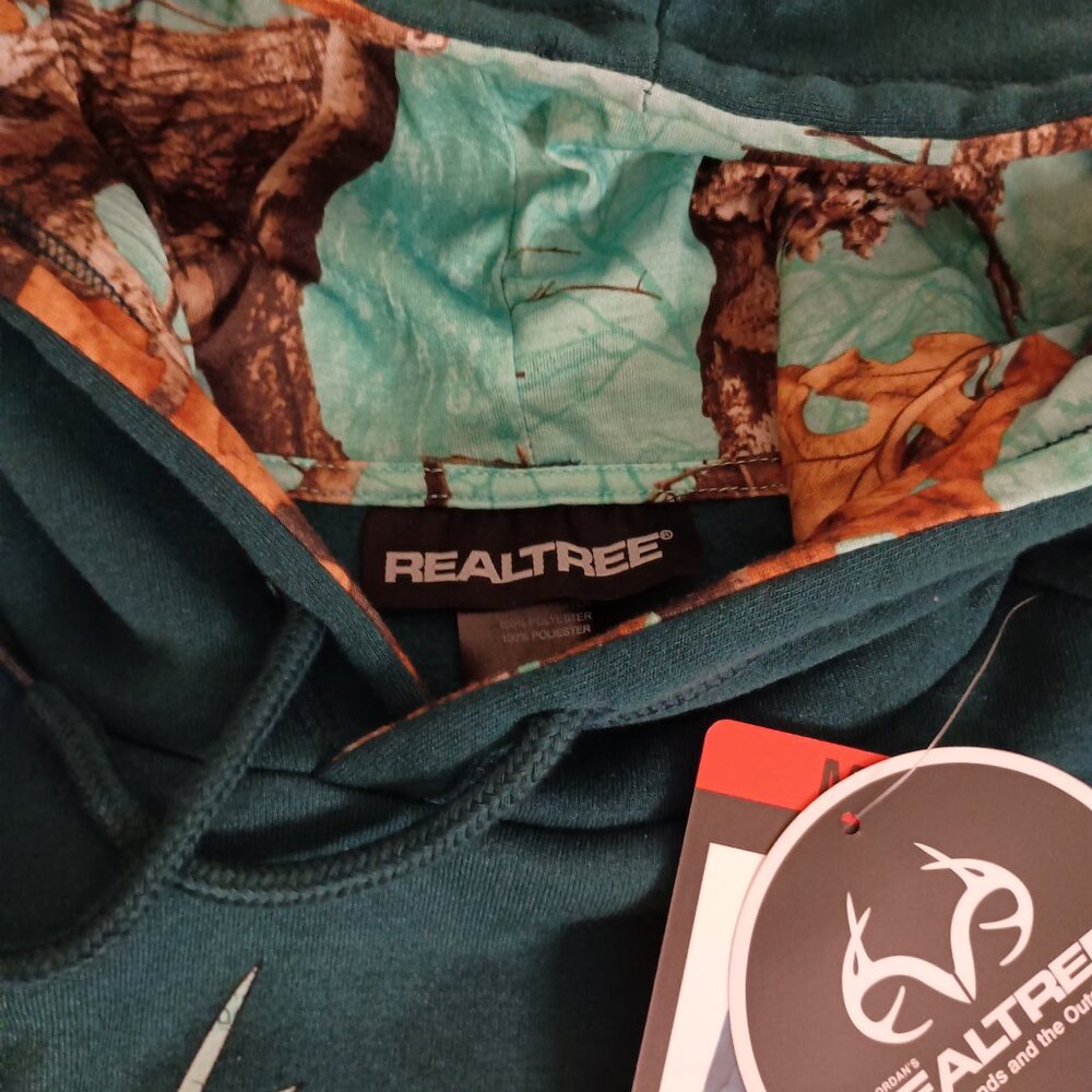 Realtree Women’s Green Camo Accent Hoodie Sweatshirt Kangaroo Pocket Size M NWT - Picture 7 of 16